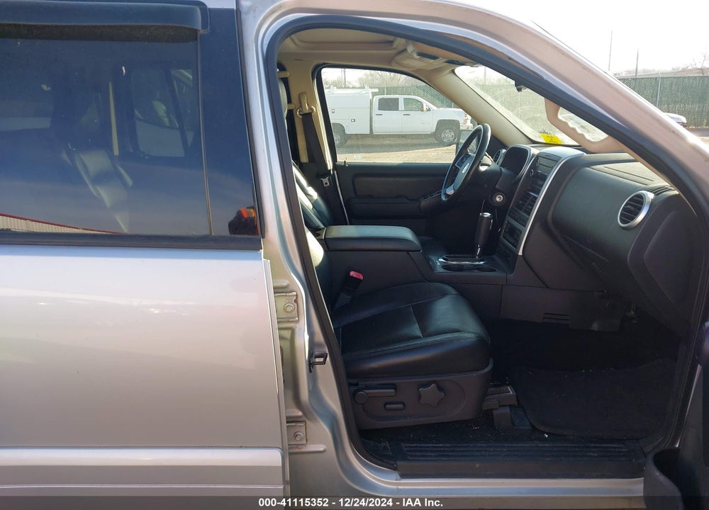 2010 MERCURY MOUNTAINEER PREMIER VIN: 4M2EN4J81AUJ07839