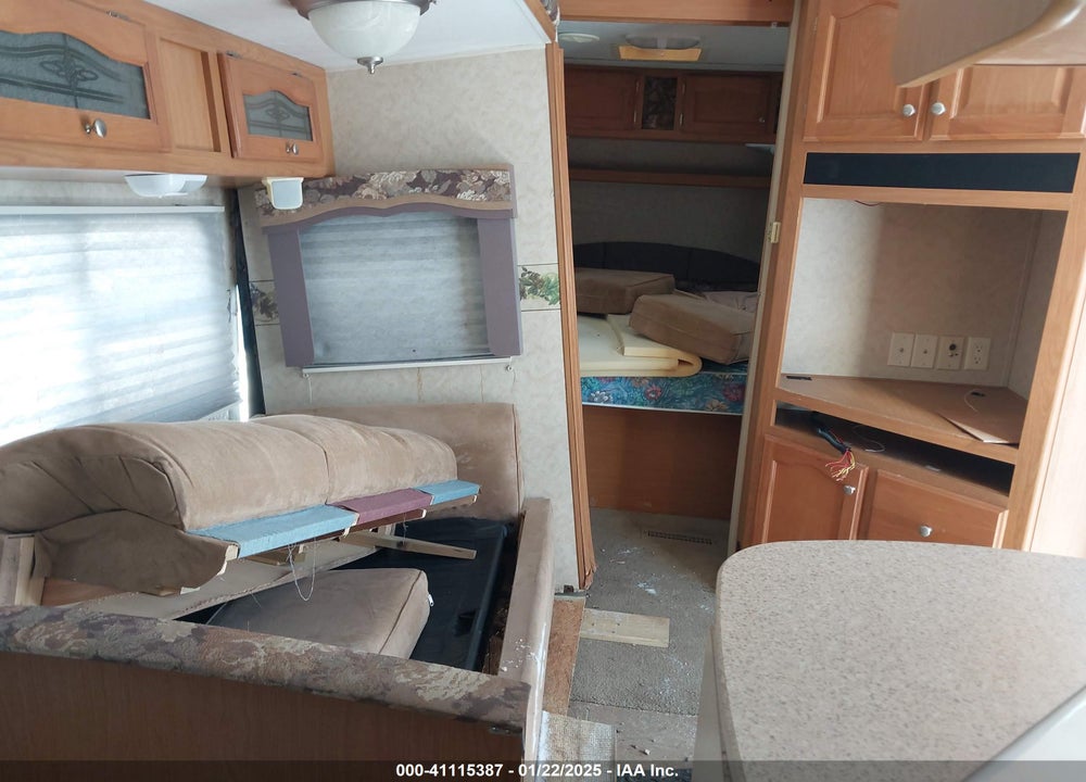 2006 DUTCHMAN DENALI VIN: 47CTD1N296P615615