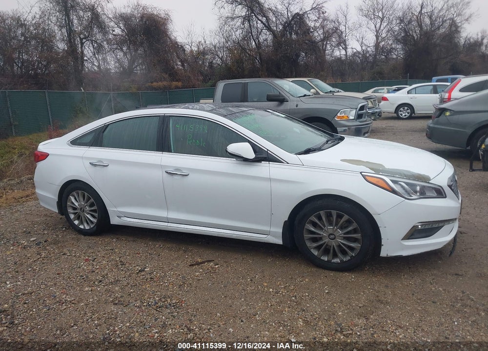 2015 HYUNDAI SONATA VIN: 5NPE34AF2FH083014