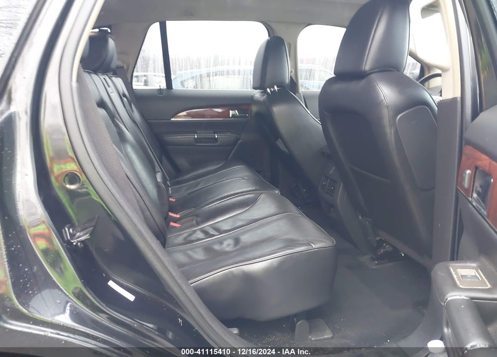 2011 LINCOLN MKX VIN: 2LMDJ8JK7BBJ22305