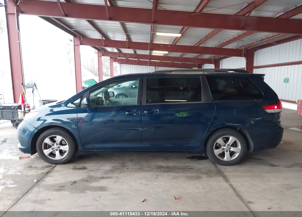 2011 TOYOTA SIENNA LE V6 VIN: 5TDKK3DC7BS025843
