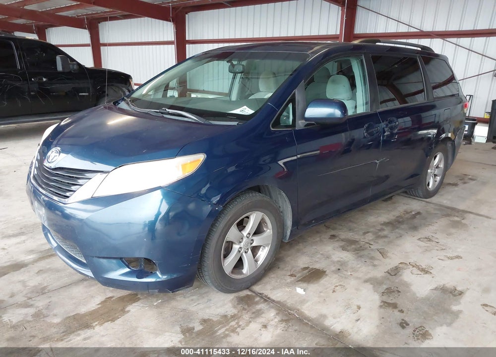 2011 TOYOTA SIENNA LE V6 VIN: 5TDKK3DC7BS025843