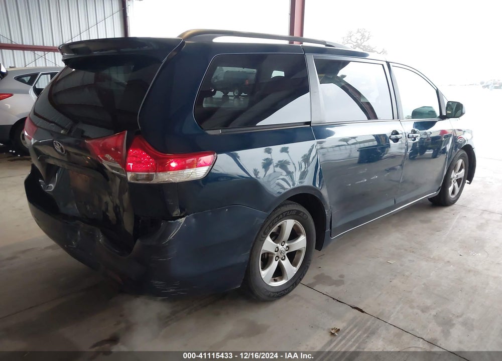 2011 TOYOTA SIENNA LE V6 VIN: 5TDKK3DC7BS025843
