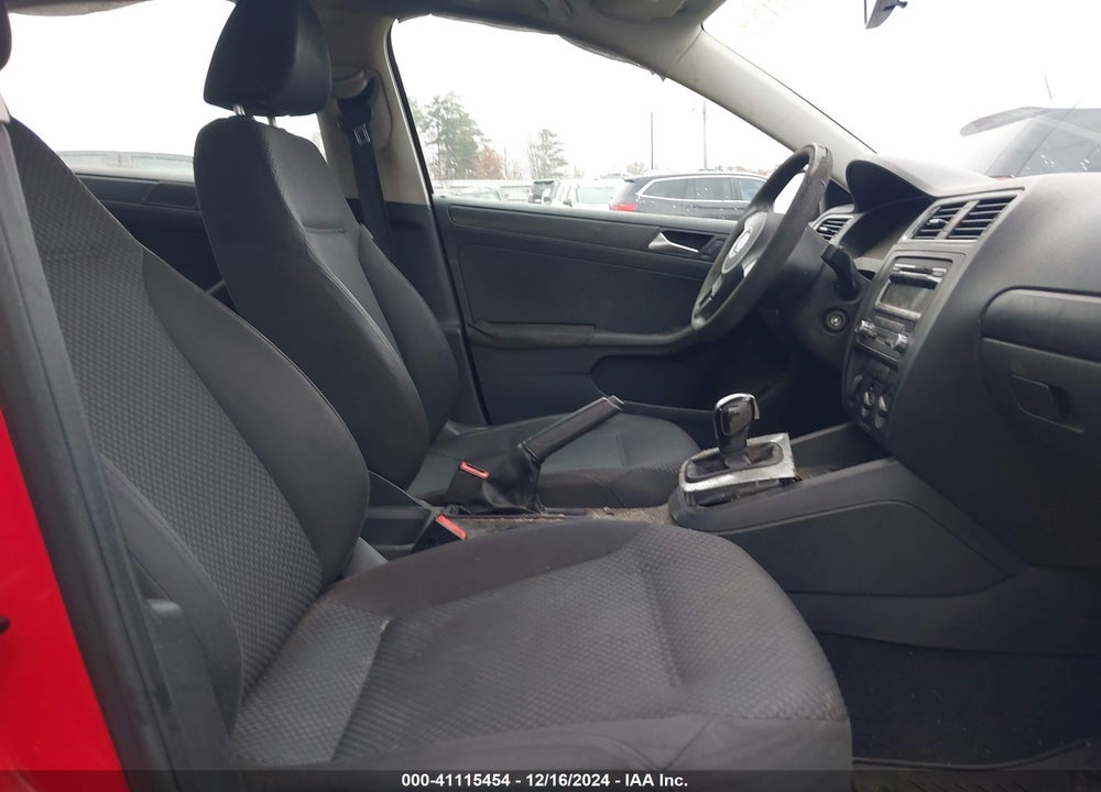 2012 VOLKSWAGEN JETTA 2.0L S VIN: 3VW2K7AJXCM356957