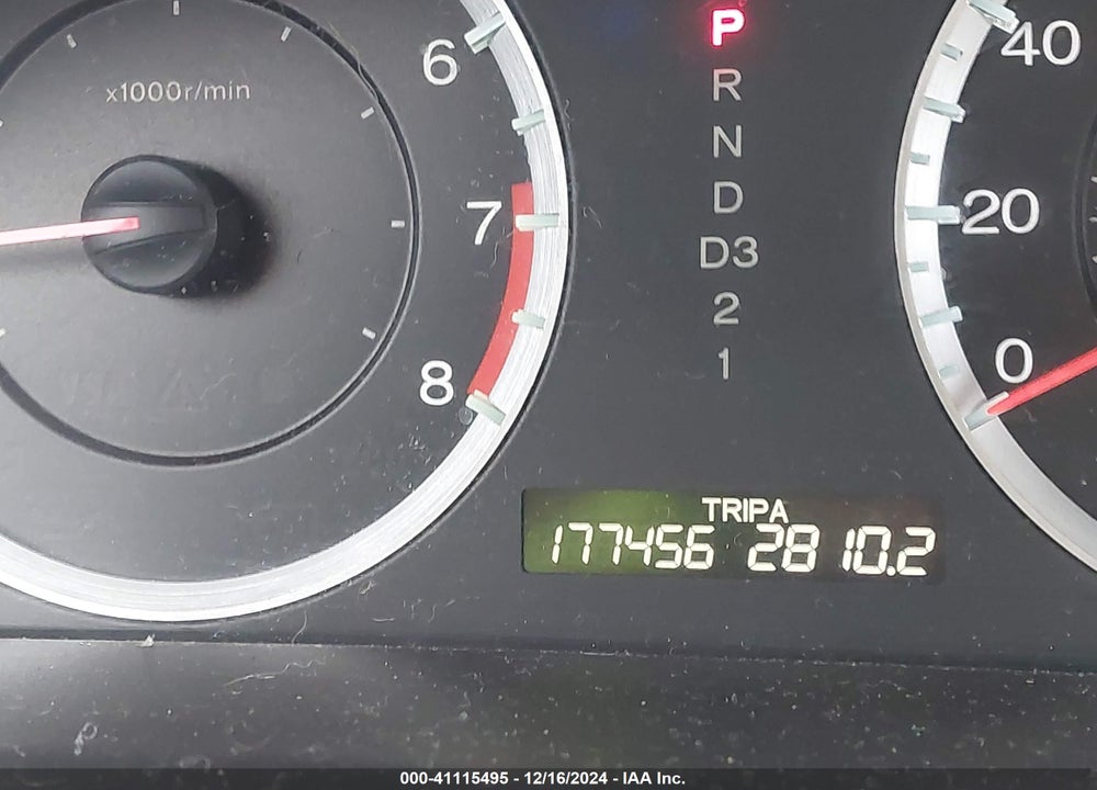2010 HONDA ACCORD 2.4 LX-P VIN: 1HGCP2F43AA109676