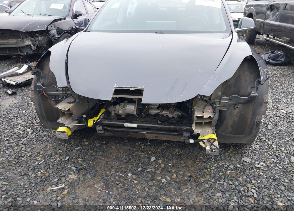 2019 TESLA MODEL 3 LONG RANGE/PERFORMANCE VIN: 5YJ3E1EB1KF510277