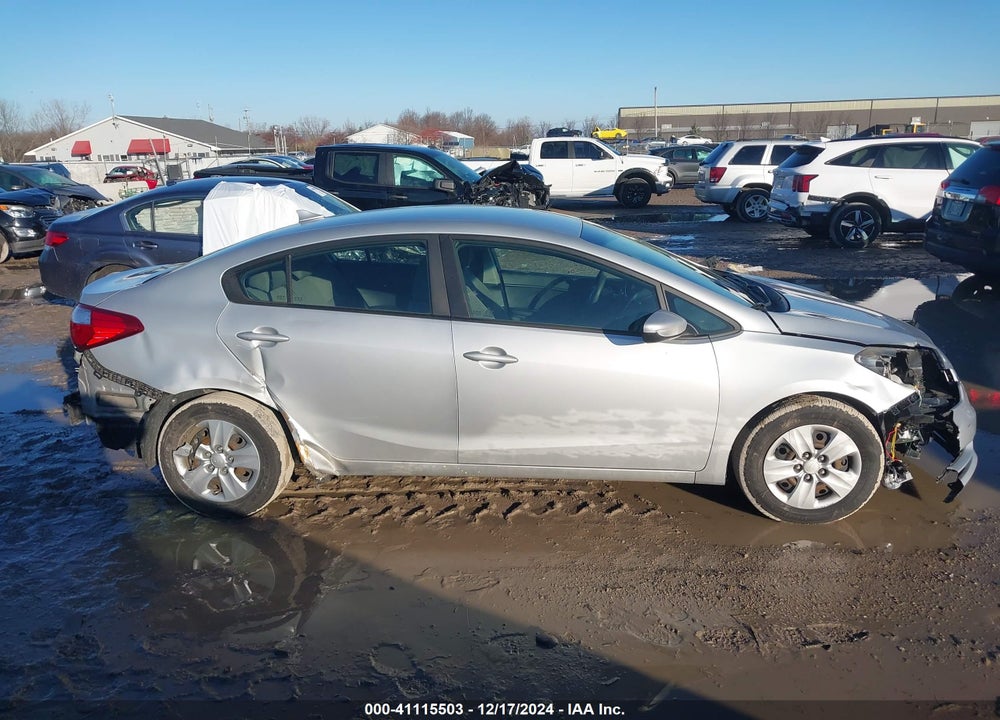 2016 KIA FORTE VIN: KNAFK4A66G5572943