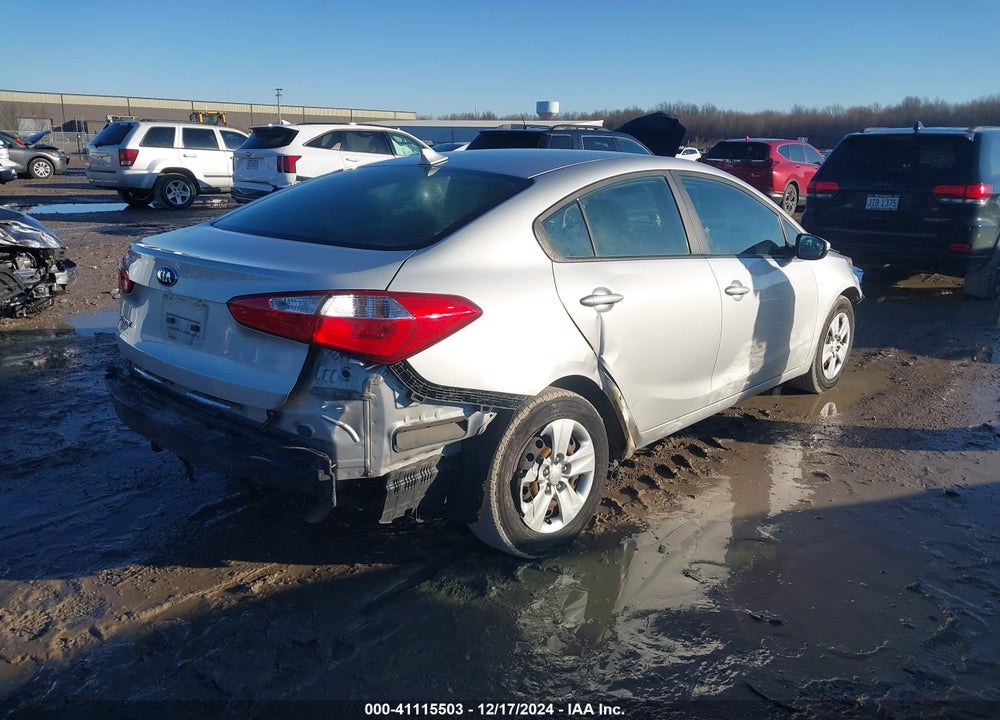 2016 KIA FORTE VIN: KNAFK4A66G5572943