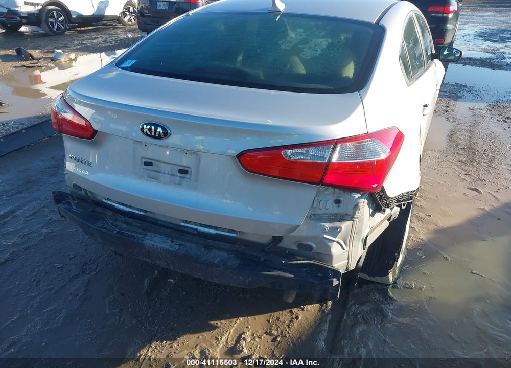 2016 KIA FORTE VIN: KNAFK4A66G5572943