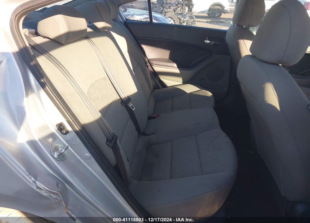 2016 KIA FORTE VIN: KNAFK4A66G5572943