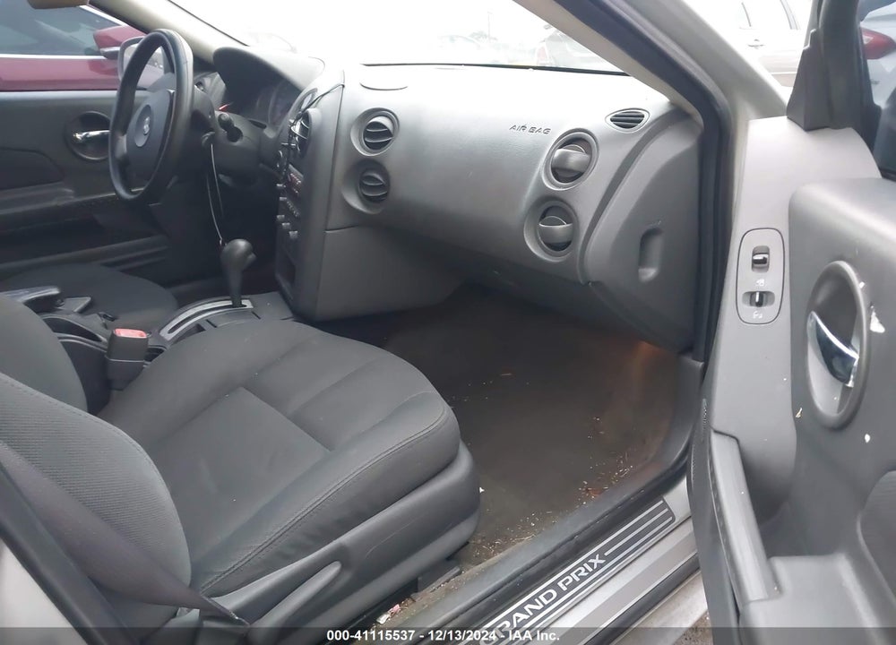 2004 PONTIAC GRAND PRIX GT1 VIN: 2G2WP522241322235