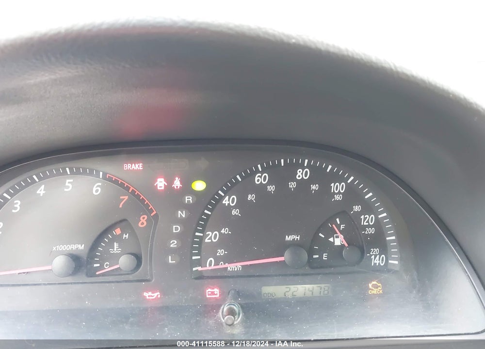 2003 TOYOTA CAMRY SE VIN: 4T1BE32K53U668556