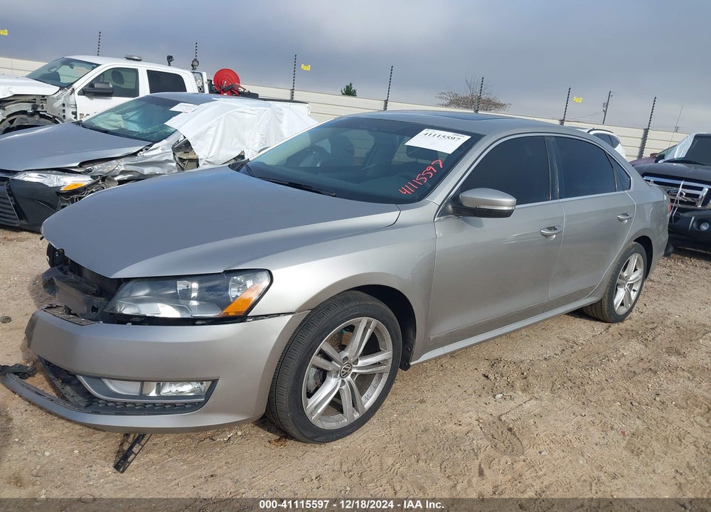 2013 VOLKSWAGEN PASSAT VIN: 1VWBN7A30DC009326