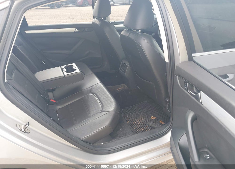2013 VOLKSWAGEN PASSAT VIN: 1VWBN7A30DC009326