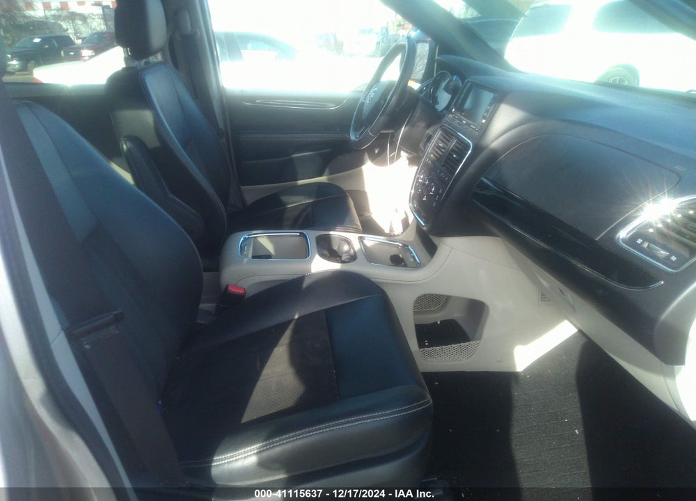 2020 DODGE GRAND CARAVAN SXT VIN: 2C4RDGCG8LR206402