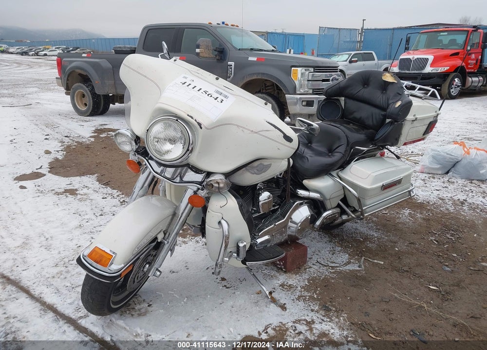 2003 HARLEY-DAVIDSON FLHTCUI VIN: 1HD1FCW163Y619369
