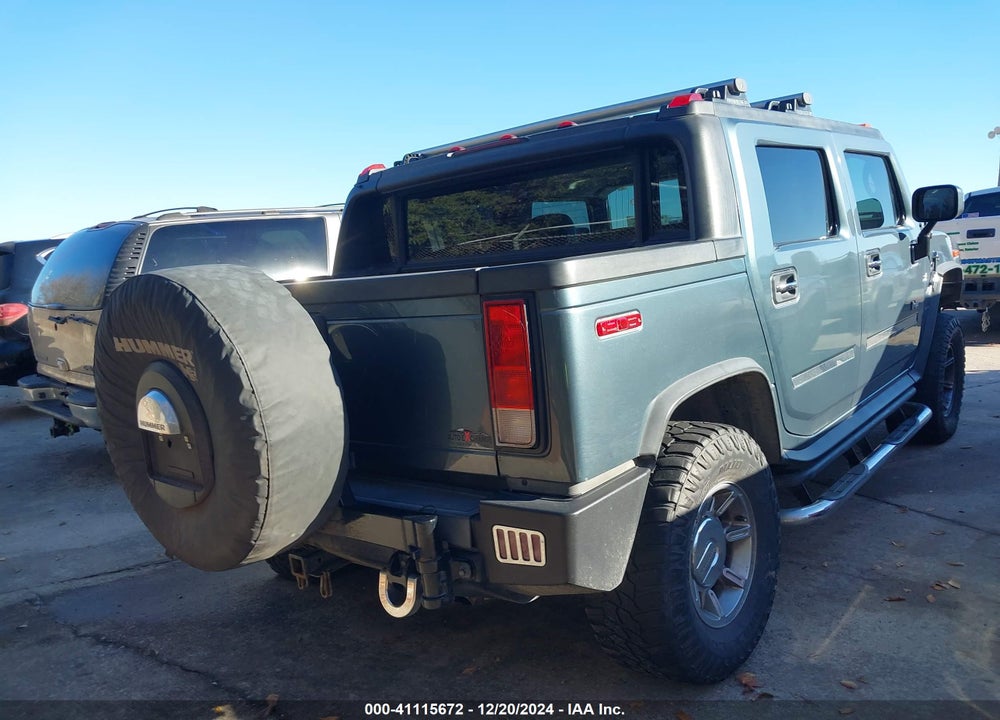 2005 HUMMER H2 SUT VIN: 5GRGN22U75H111132