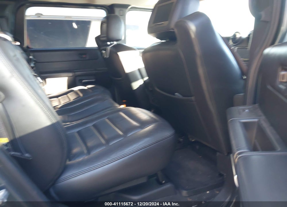 2005 HUMMER H2 SUT VIN: 5GRGN22U75H111132