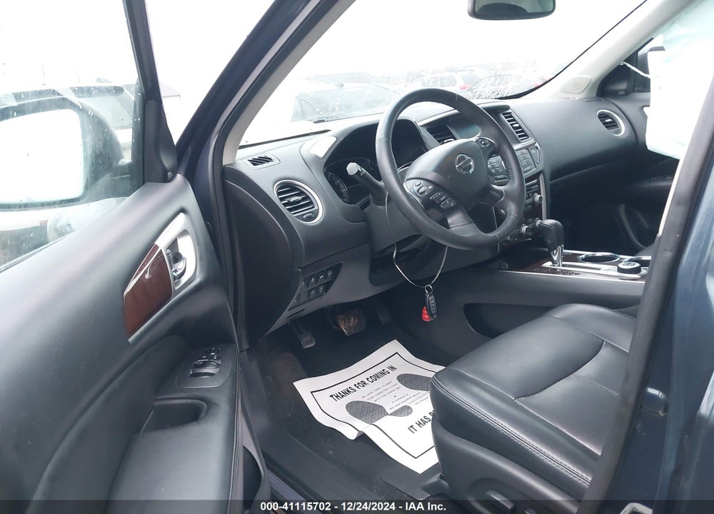 2016 NISSAN PATHFINDER SL VIN: 5N1AR2MM0GC633959