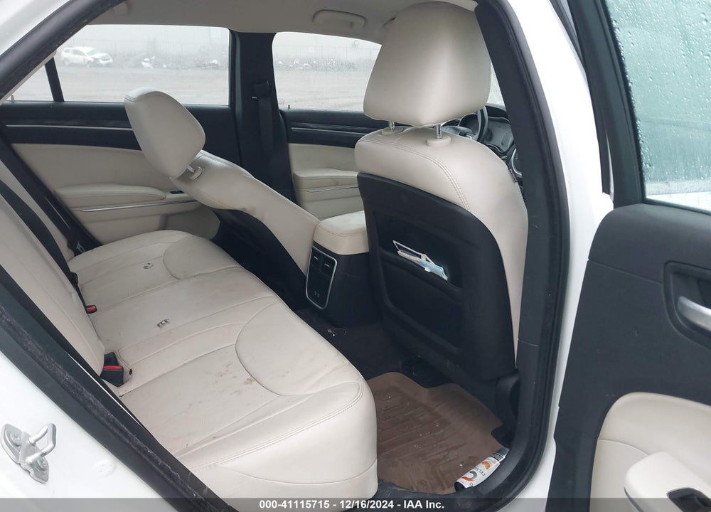 2017 CHRYSLER 300 VIN: 2C3CCARG6HH512397