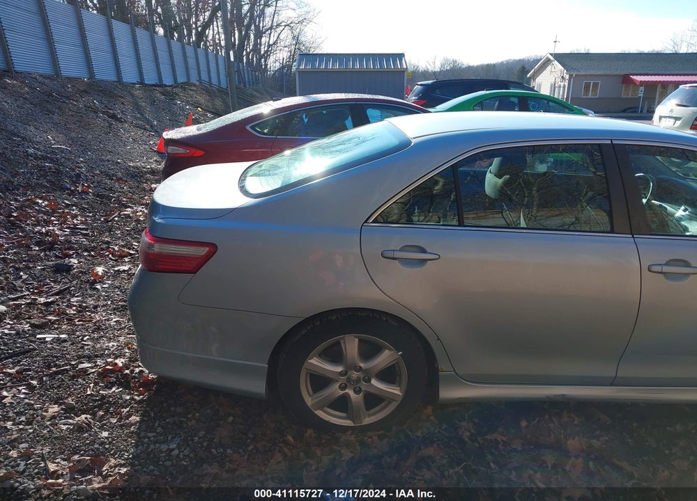 2007 TOYOTA CAMRY SE VIN: 4T1BE46K17U562661