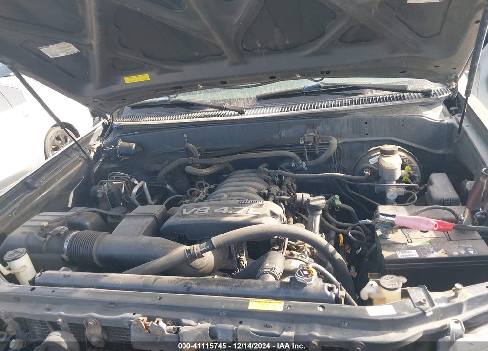 2005 TOYOTA SEQUOIA SR5 V8 VIN: 5TDZT34A85S244972