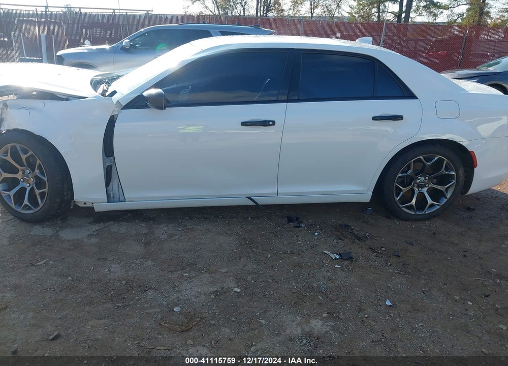 2015 CHRYSLER 300 300S VIN: 2C3CCABG1FH903853