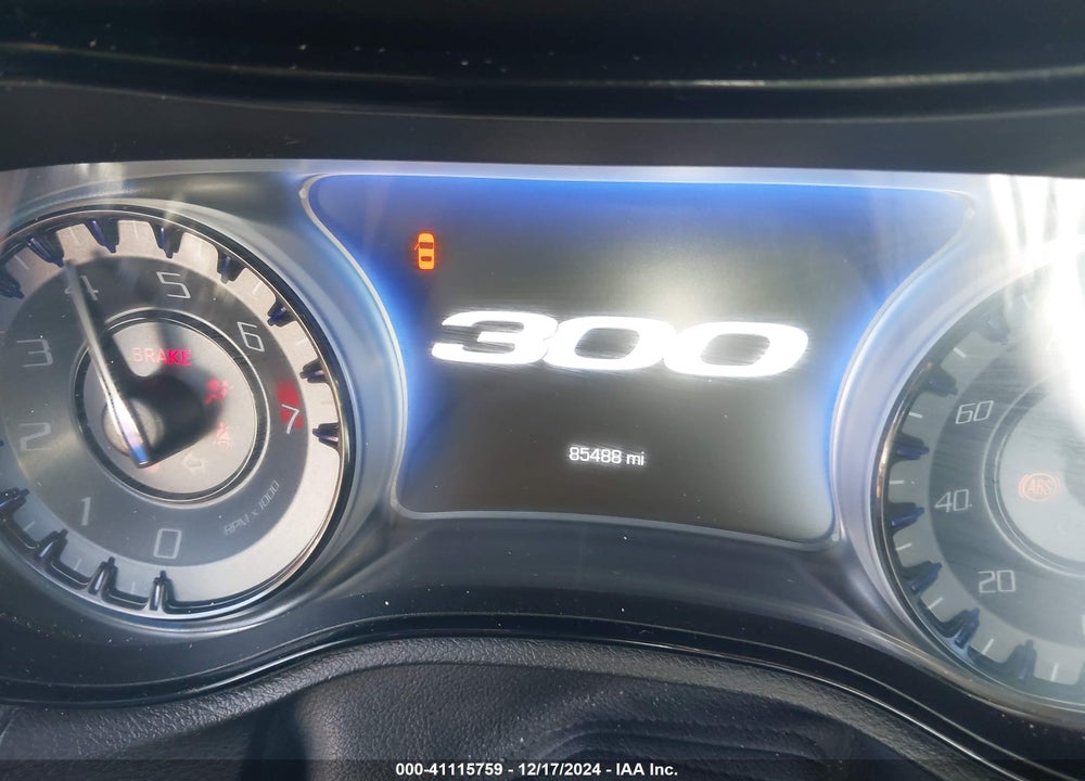 2015 CHRYSLER 300 300S VIN: 2C3CCABG1FH903853