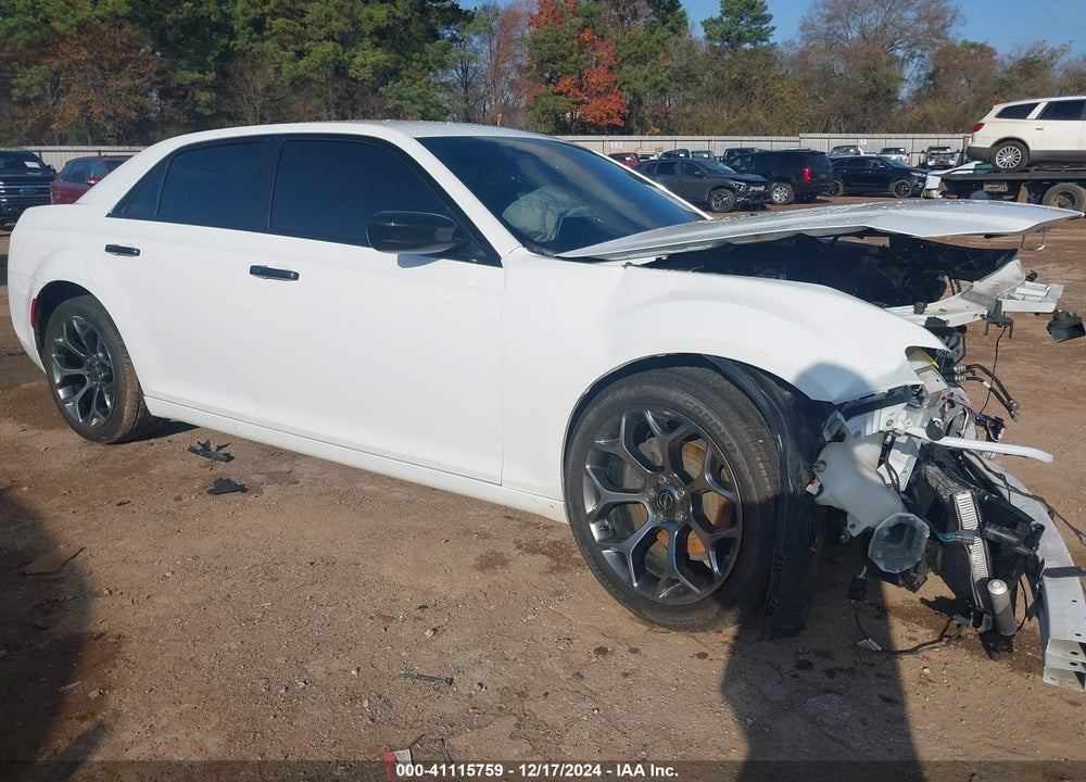 2015 CHRYSLER 300 300S VIN: 2C3CCABG1FH903853