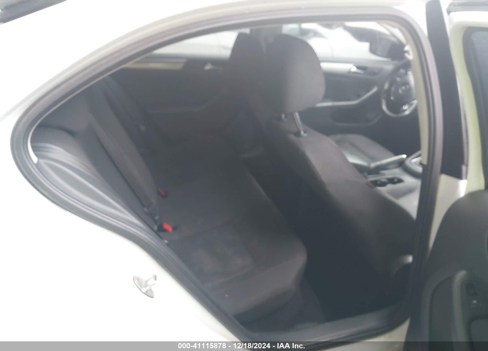 2016 VOLKSWAGEN JETTA 1.4T SE VIN: 3VWD67AJ2GM238615