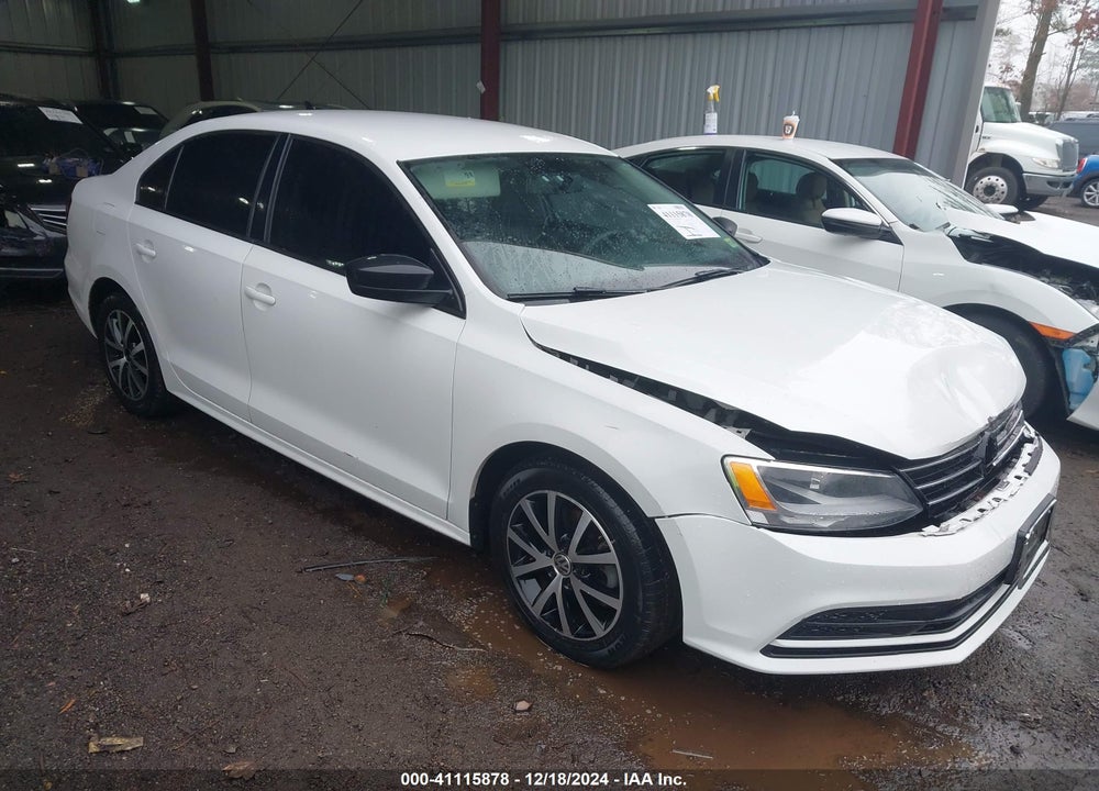 2016 VOLKSWAGEN JETTA 1.4T SE VIN: 3VWD67AJ2GM238615