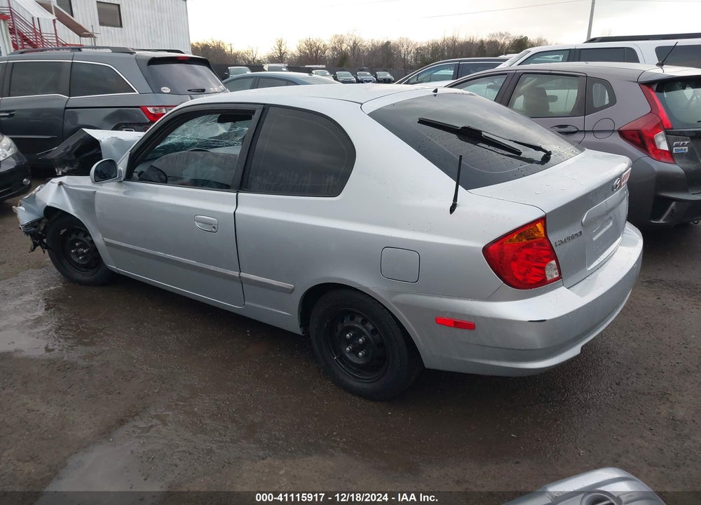 2005 HYUNDAI ACCENT GLS/GT VIN: KMHCG35C45U360784