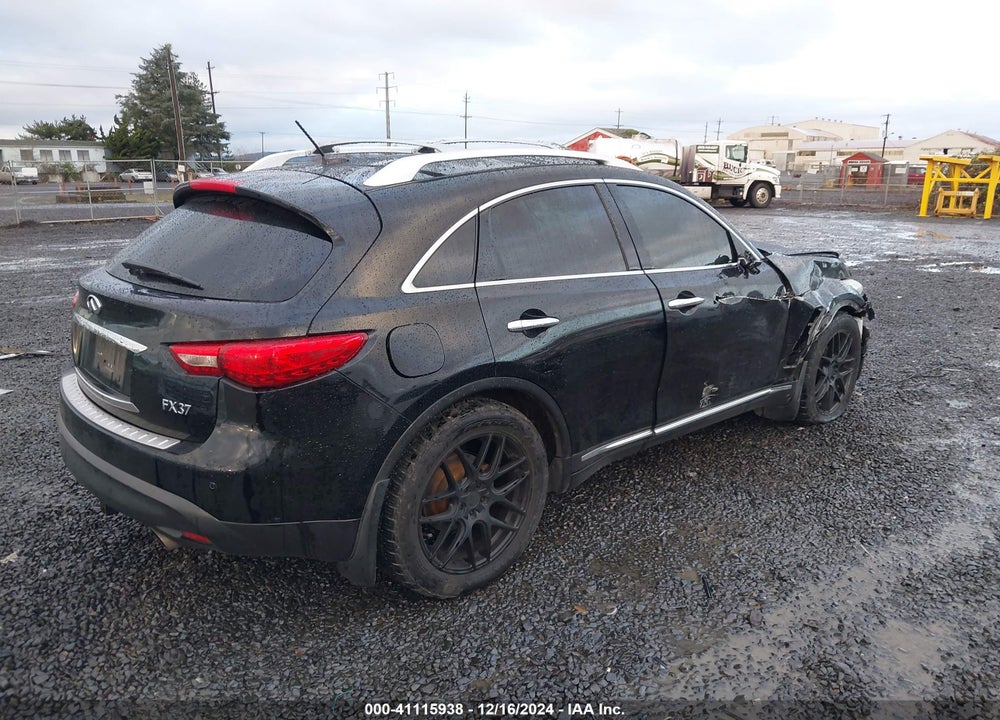 2013 INFINITI FX37 VIN: JN8CS1MW0DM174780