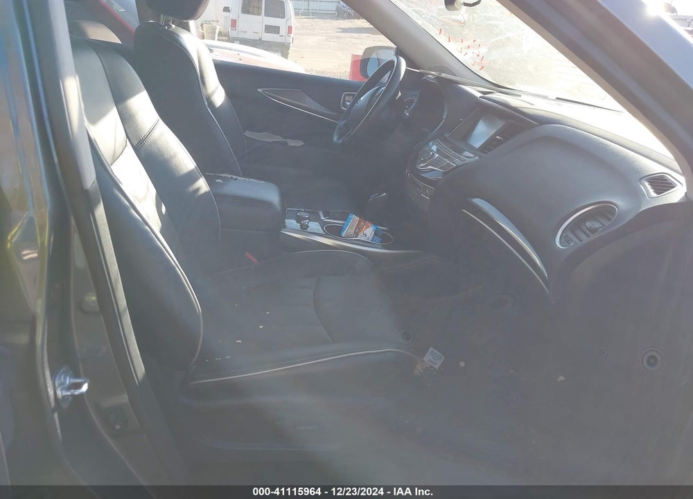 2018 INFINITI QX60 VIN: 5N1DL0MN1JC514692