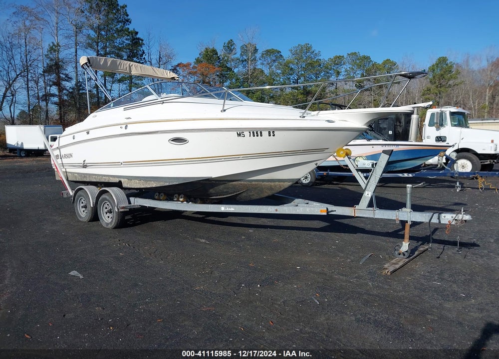 2004 LARSON CABRIO 220 VIN: LAR72268G304