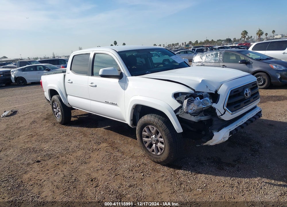 2017 TOYOTA TACOMA SR5 V6 VIN: 3TMAZ5CN3HM027832