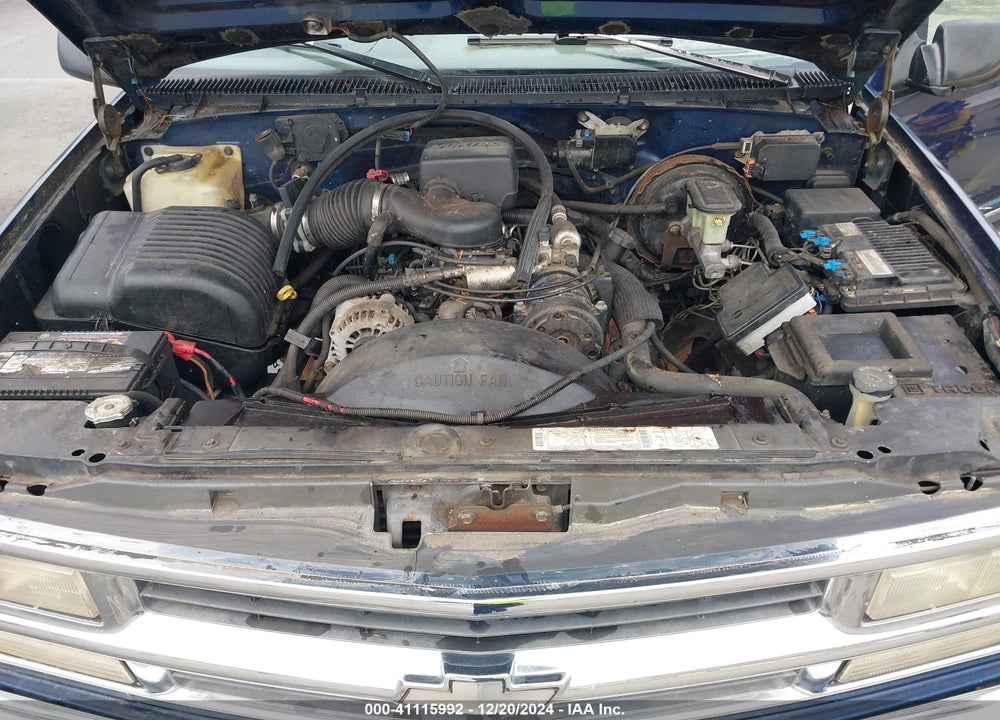 1996 CHEVROLET SUBURBAN K1500 VIN: 3GNFK16R3TG156041