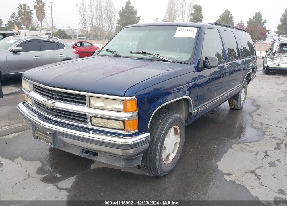 1996 CHEVROLET SUBURBAN K1500 VIN: 3GNFK16R3TG156041