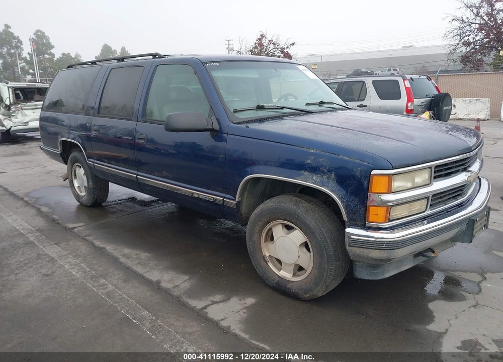 1996 CHEVROLET SUBURBAN K1500 VIN: 3GNFK16R3TG156041