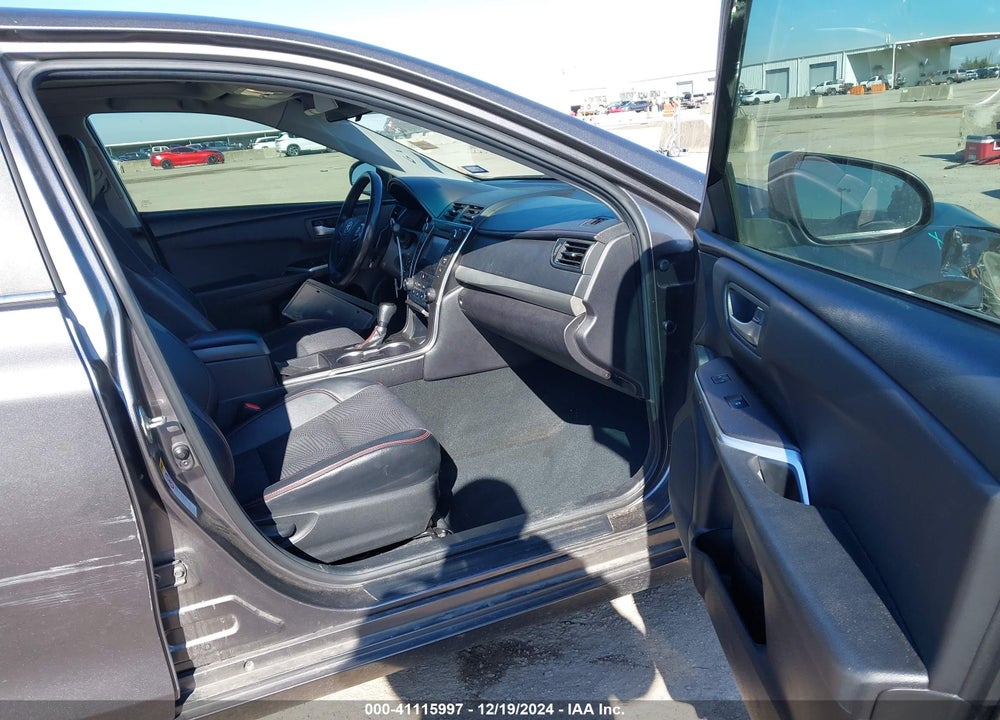 2017 TOYOTA CAMRY SE VIN: 4T1BF1FK3HU417635