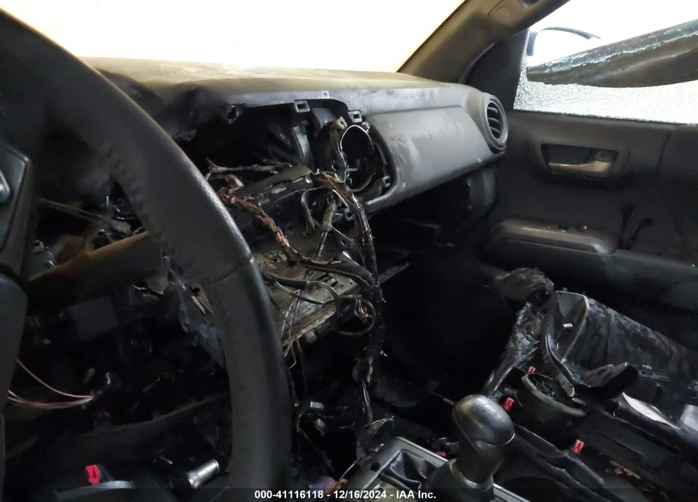 2021 TOYOTA TACOMA VIN: 3TMCZ5AN4MM411415