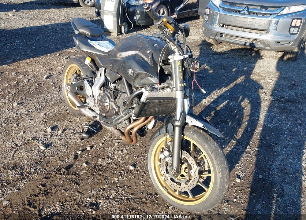 2017 YAMAHA FZ07 VIN: JYARM06E4HA012037
