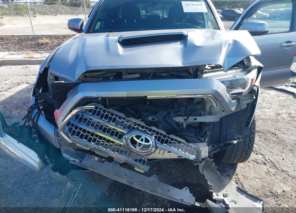 2017 TOYOTA TACOMA VIN: 3TMCZ5ANXHM116311