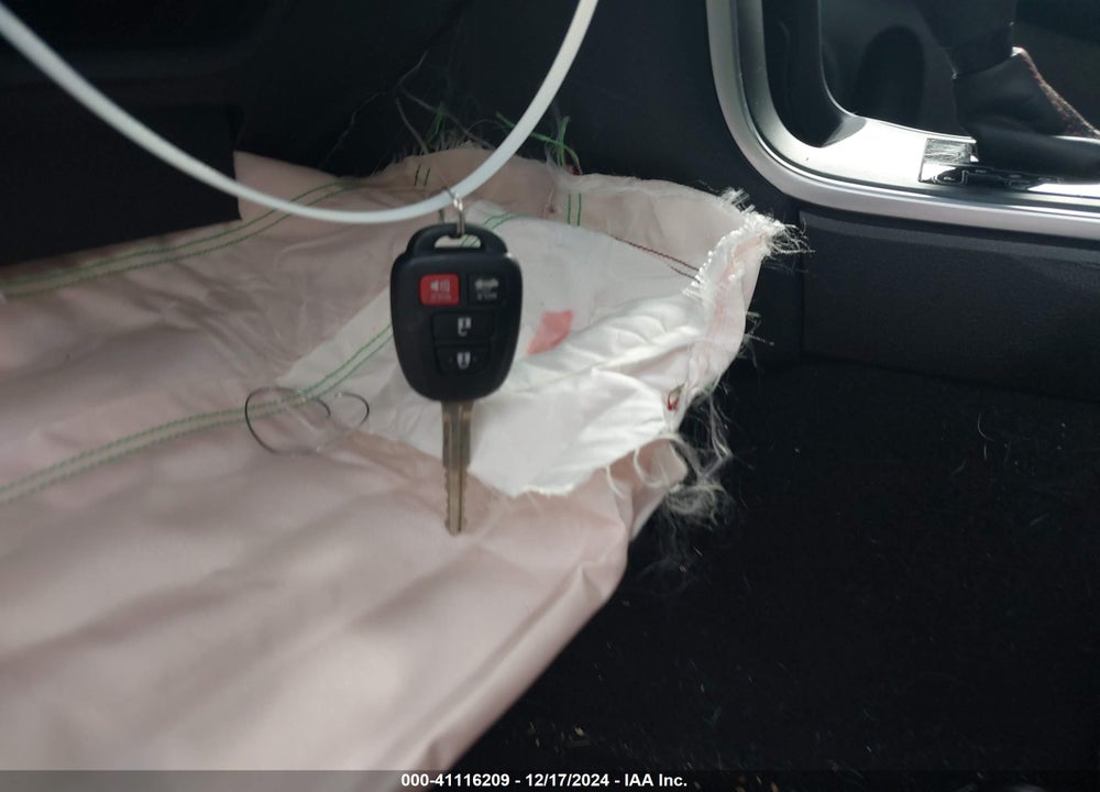 2016 TOYOTA CAMRY SE VIN: 4T1BF1FK0GU232361