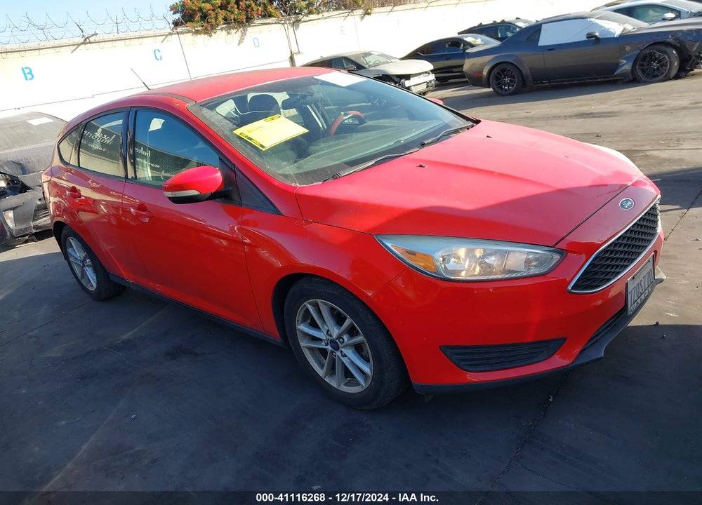 2016 FORD FOCUS SE VIN: 1FADP3K23GL286101