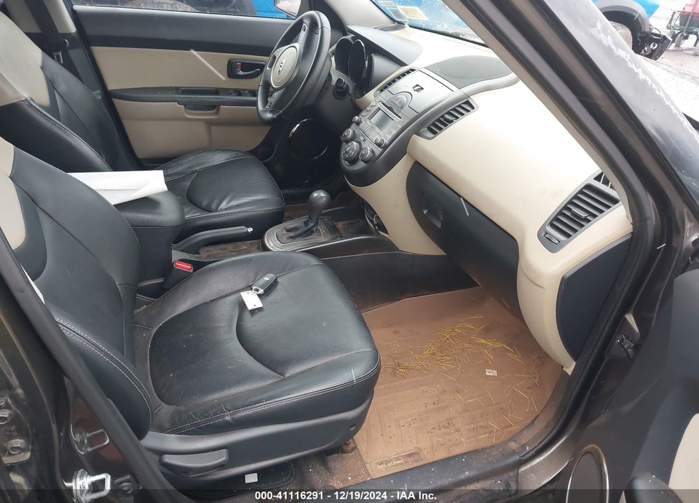 2011 KIA SOUL VIN: KNDJT2A25B7281620