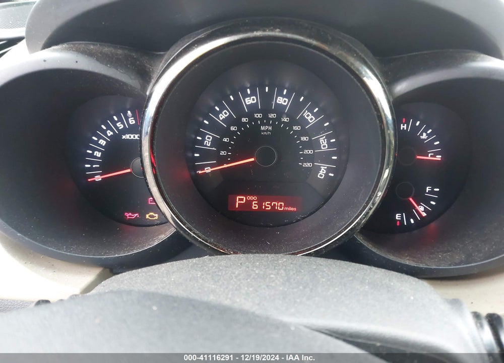 2011 KIA SOUL VIN: KNDJT2A25B7281620