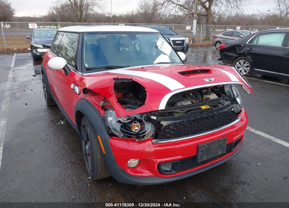 2013 MINI HARDTOP COOPER S VIN: WMWSV3C50DT476205