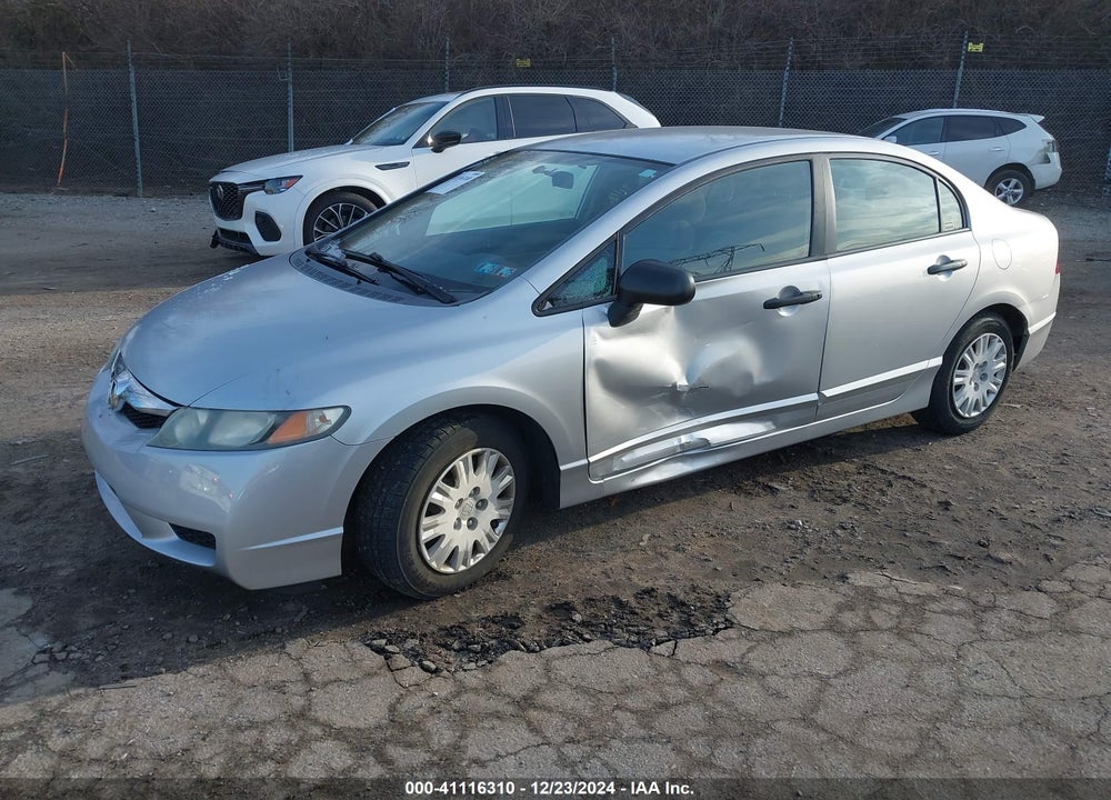 2010 HONDA CIVIC VIN: 2HGFA1F33AH504183
