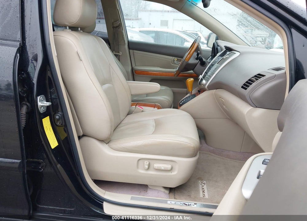 2005 LEXUS RX 330 VIN: 2T2GA31U25C037445